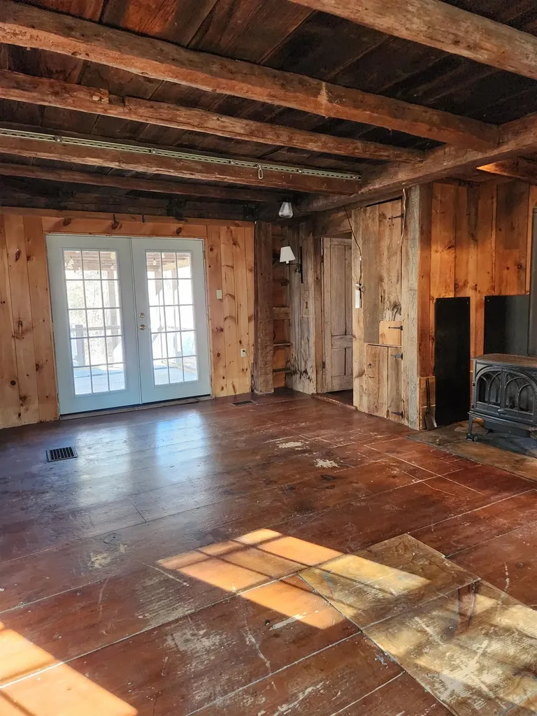 332 South Street Troy NH 03465