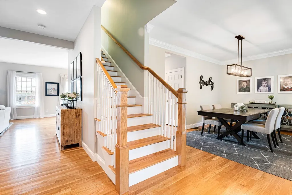 45 Hunter Mill Way Londonderry NH 03053