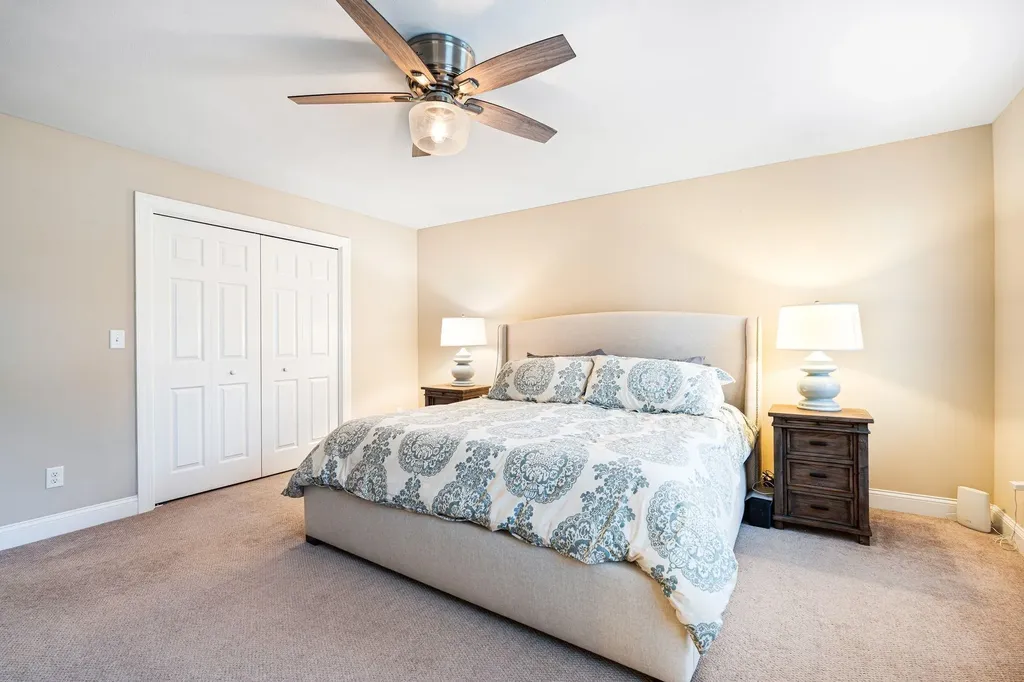 45 Hunter Mill Way Londonderry NH 03053