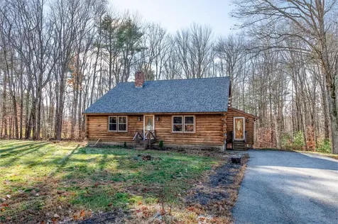 13 Darby Lane Rochester NH 03839