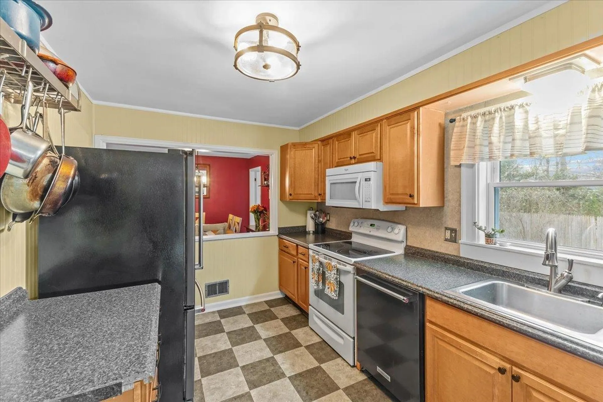 7 Onondaga Avenue Essex Junction VT 05452