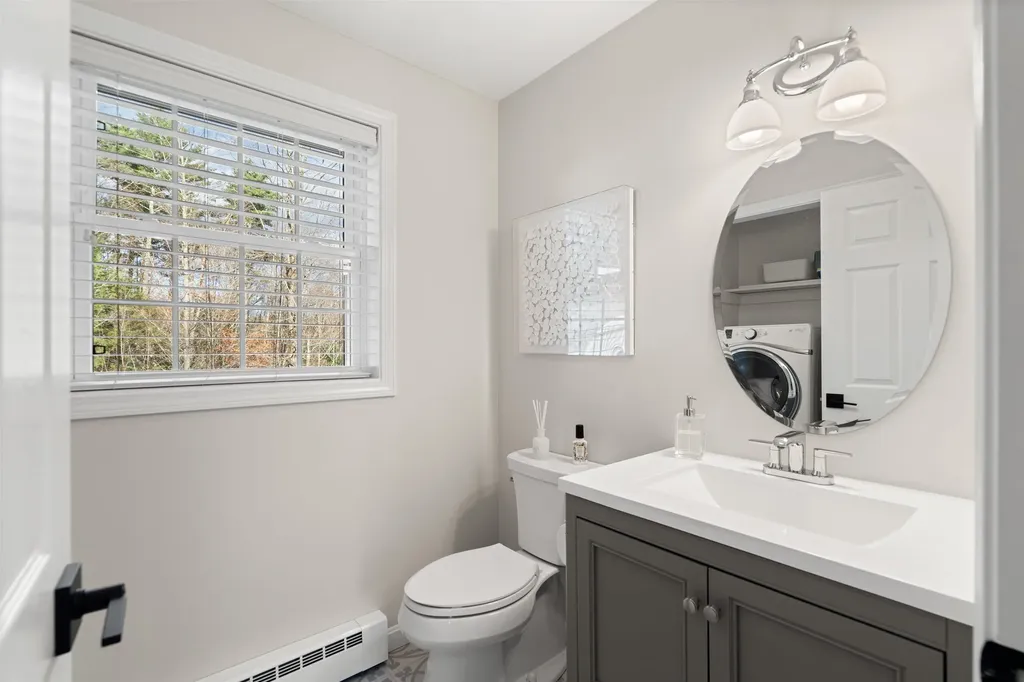 20 Corliss Drive Weare NH 03281-5419