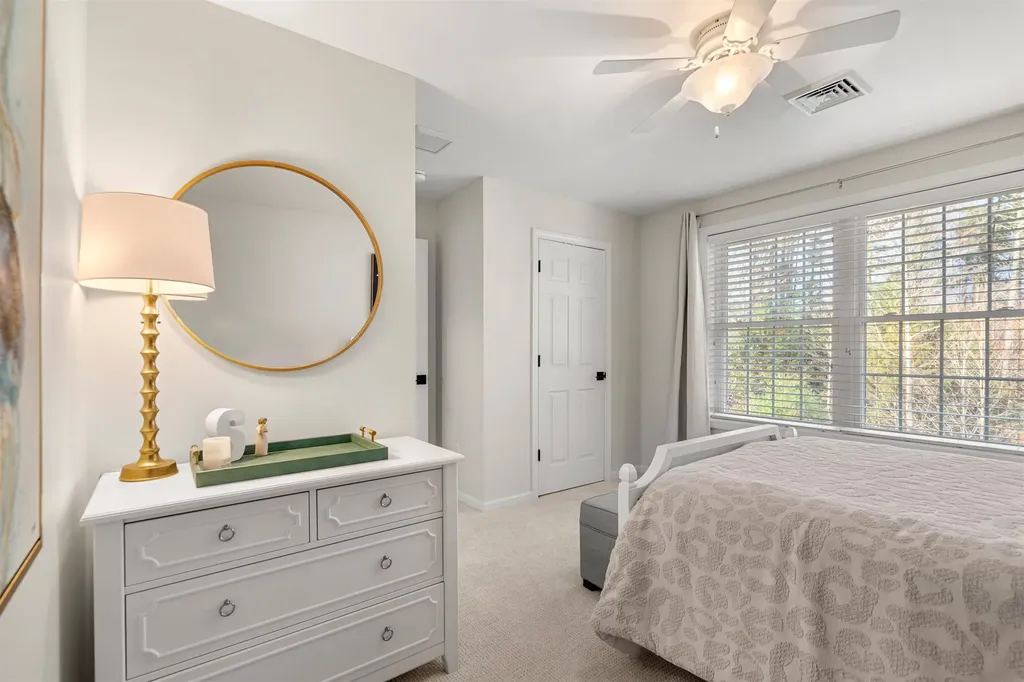 20 Corliss Drive Weare NH 03281-5419