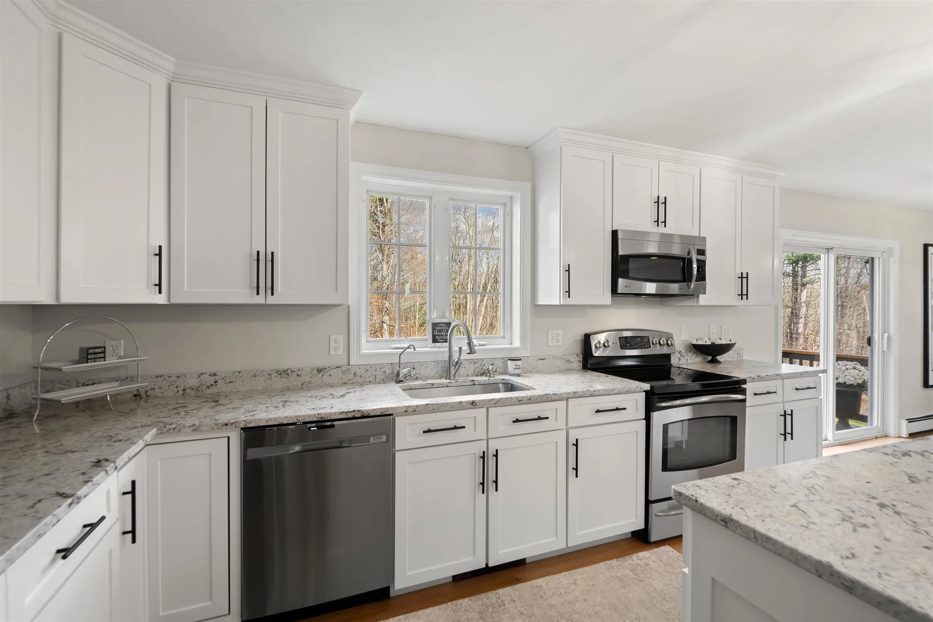20 Corliss Drive Weare NH 03281-5419