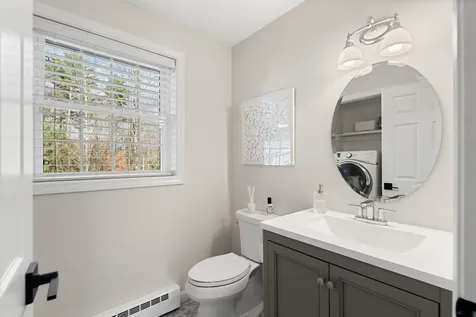 20 Corliss Drive Weare NH 03281-5419