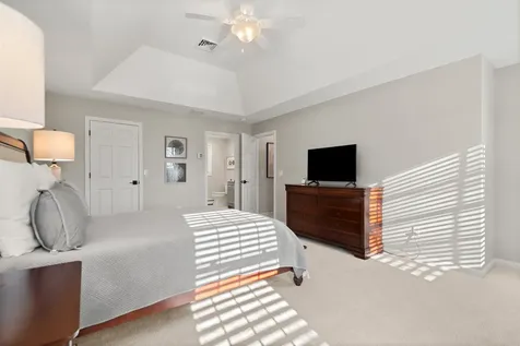 20 Corliss Drive Weare NH 03281-5419