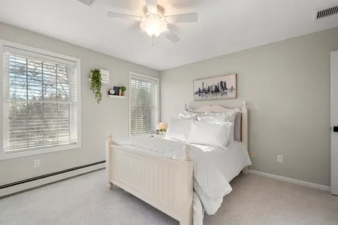 20 Corliss Drive Weare NH 03281-5419