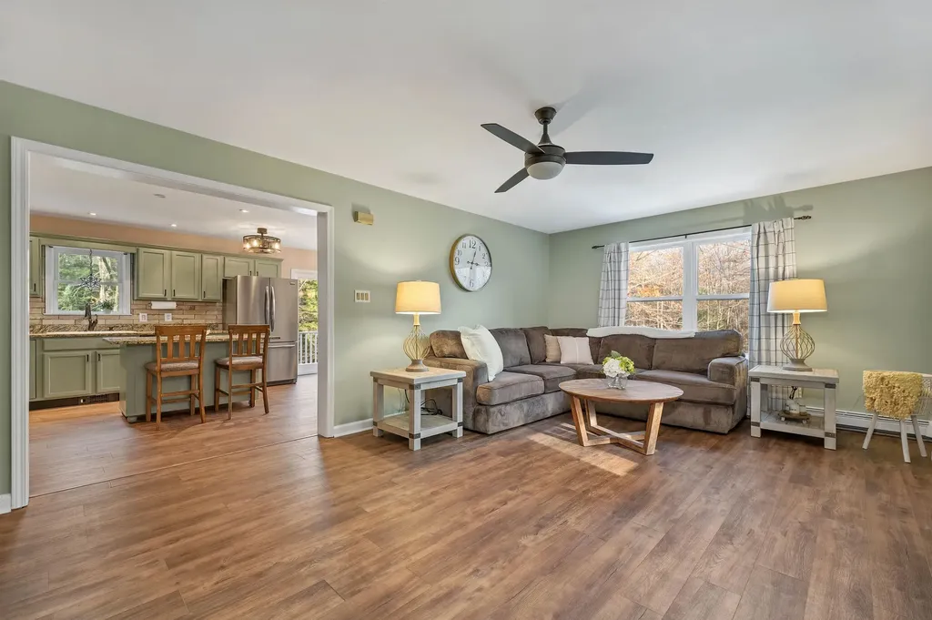 1213 Meaderboro Road Farmington NH 03835