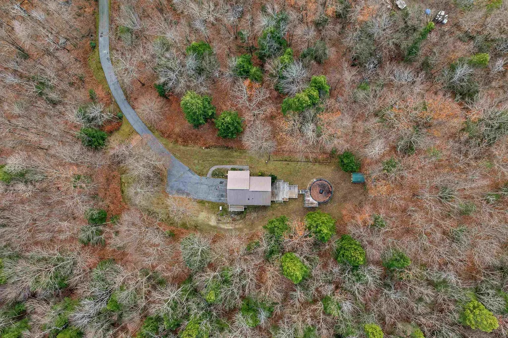 1213 Meaderboro Road Farmington NH 03835