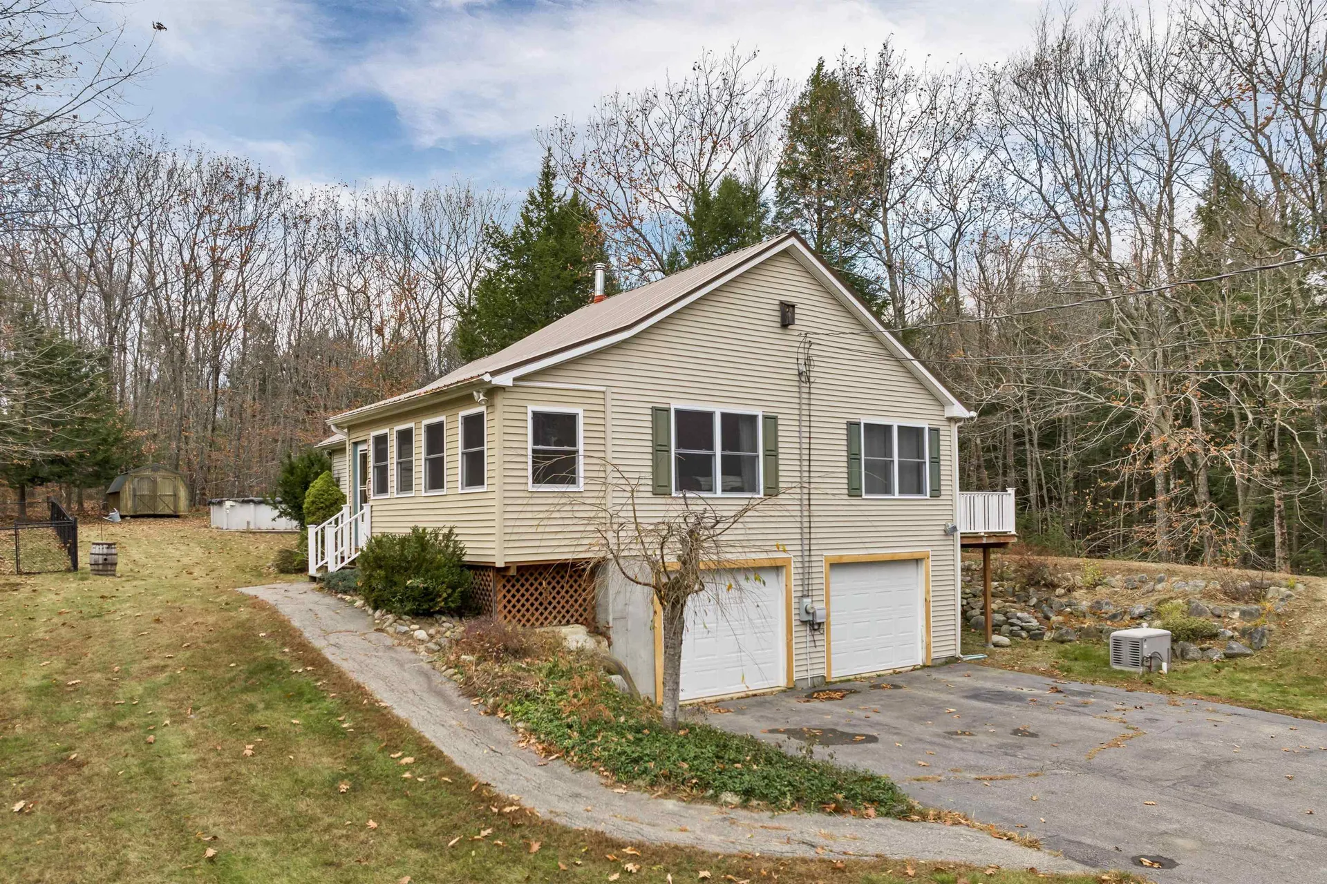 1213 Meaderboro Road Farmington NH 03835