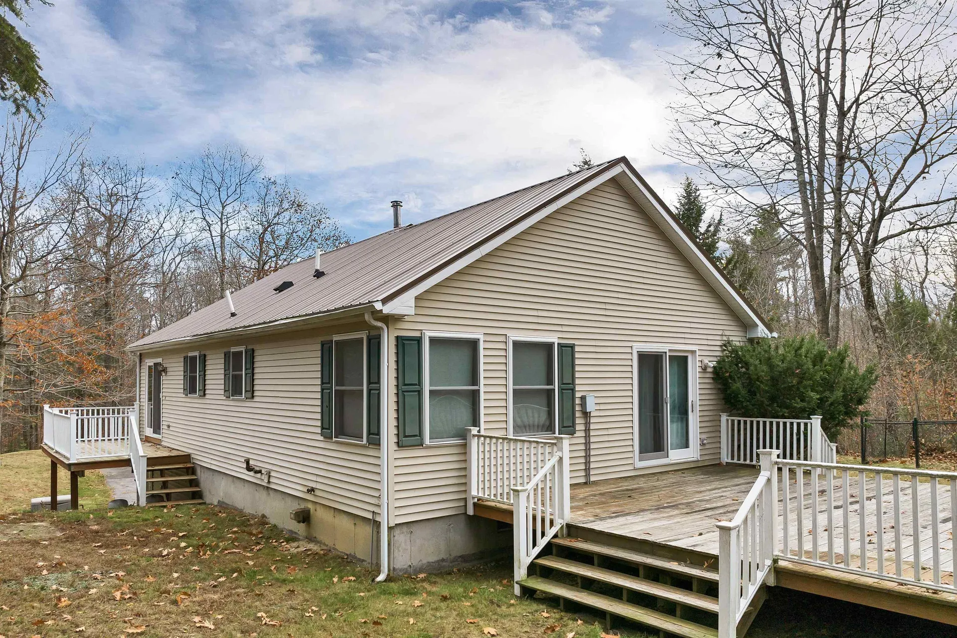 1213 Meaderboro Road Farmington NH 03835