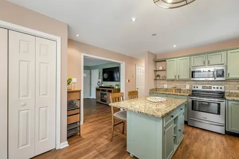 1213 Meaderboro Road Farmington NH 03835