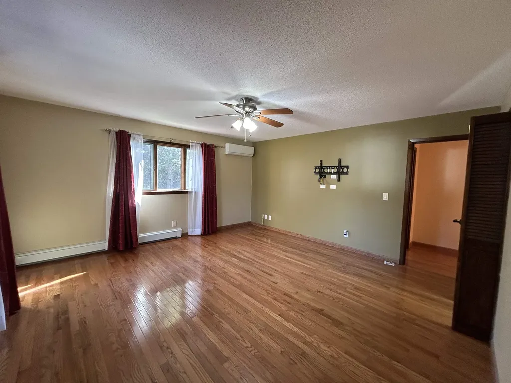 54 Farnham Lane Rutland Town VT 05701