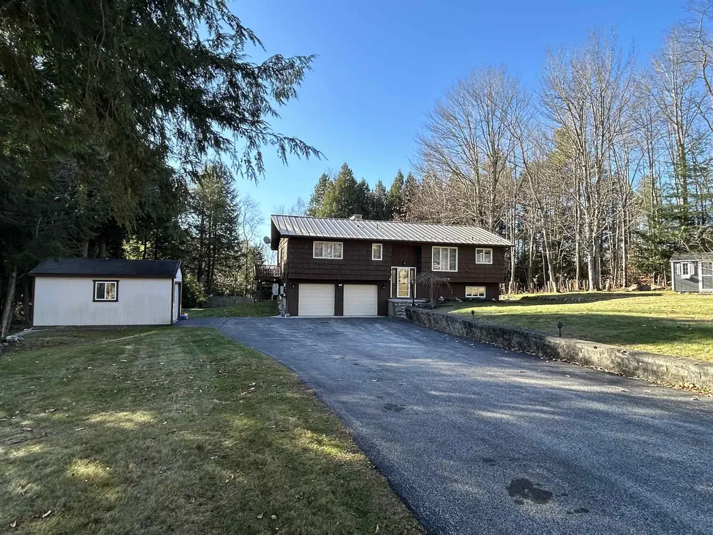 54 Farnham Lane Rutland Town VT 05701