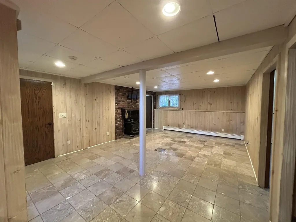 54 Farnham Lane Rutland Town VT 05701