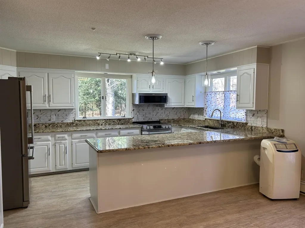 54 Farnham Lane Rutland Town VT 05701