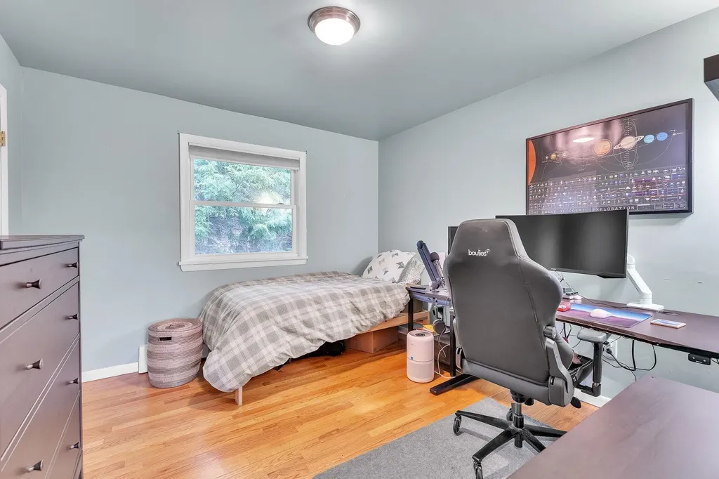 11 Robinhood Circle Montpelier VT 05602