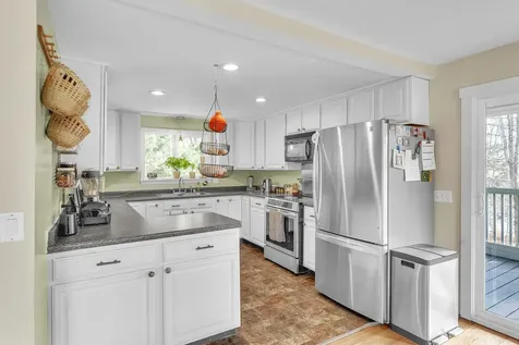 11 Robinhood Circle Montpelier VT 05602