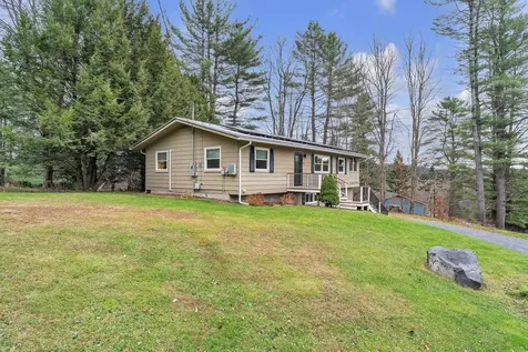 11 Robinhood Circle Montpelier VT 05602
