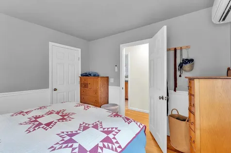 11 Robinhood Circle Montpelier VT 05602