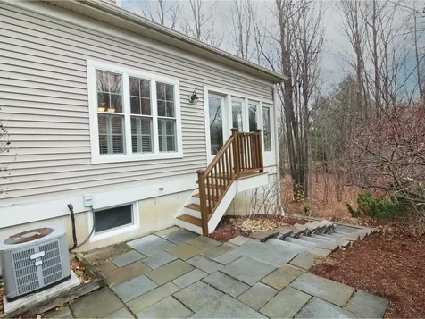 55 Ian Place Williston VT 05495