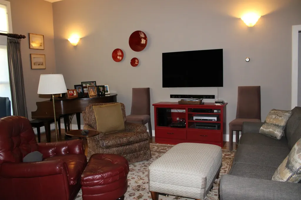 86 North Street Amherst NH 03031