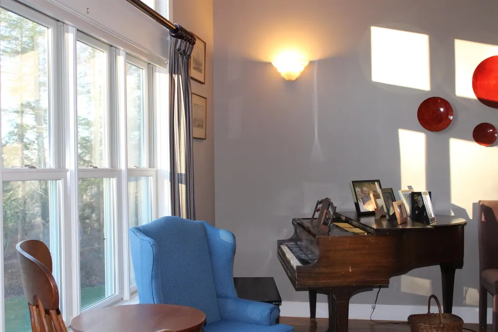 86 North Street Amherst NH 03031