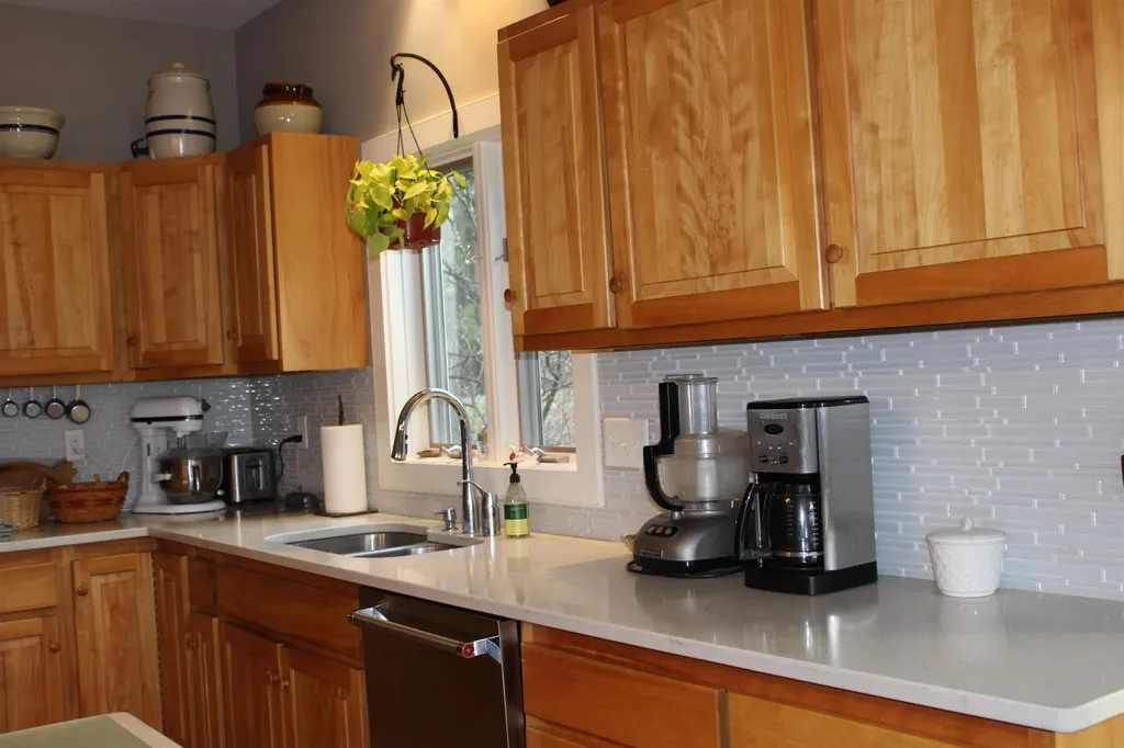 86 North Street Amherst NH 03031