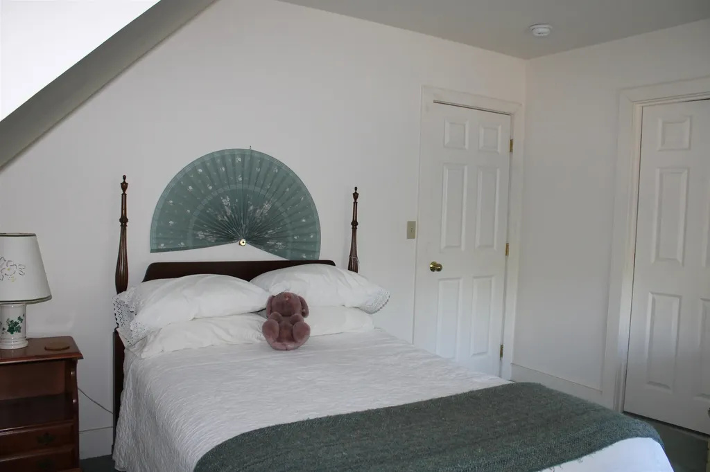 86 North Street Amherst NH 03031