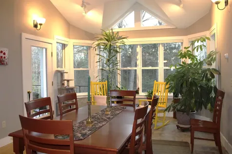 86 North Street Amherst NH 03031