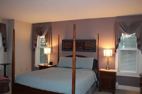 86 North Street Amherst NH 03031