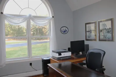 86 North Street Amherst NH 03031