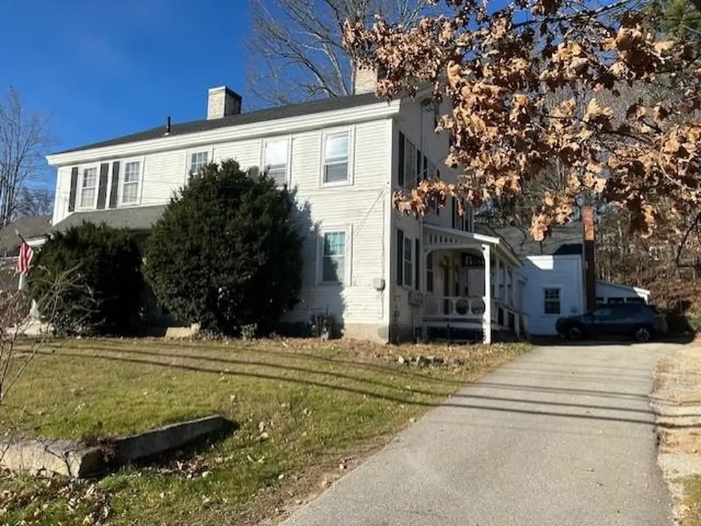 294c Pleasant Street Concord NH 03301