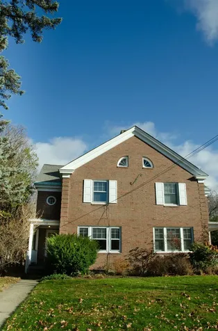 128 Summit Street Burlington VT 05401