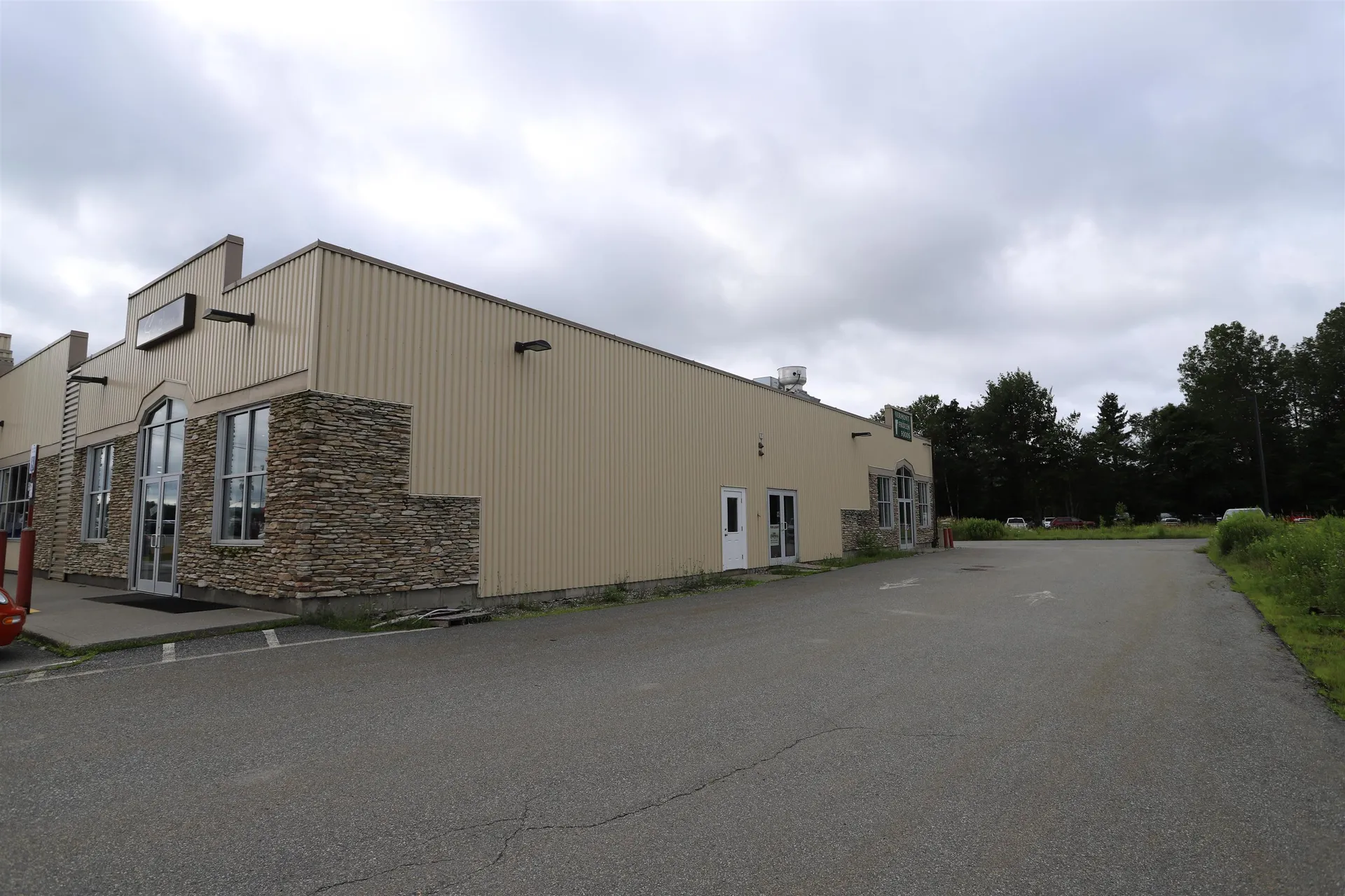 4503 Us Route 5 Newport City VT 05855