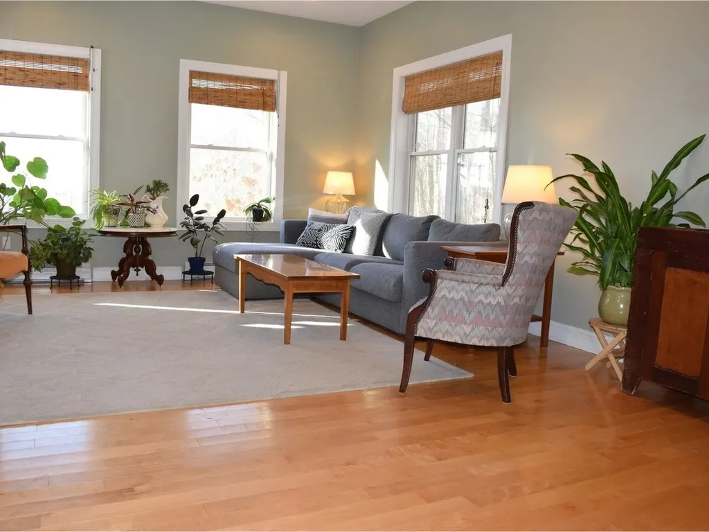 12 Lomeadow Road Hinesburg VT 05461