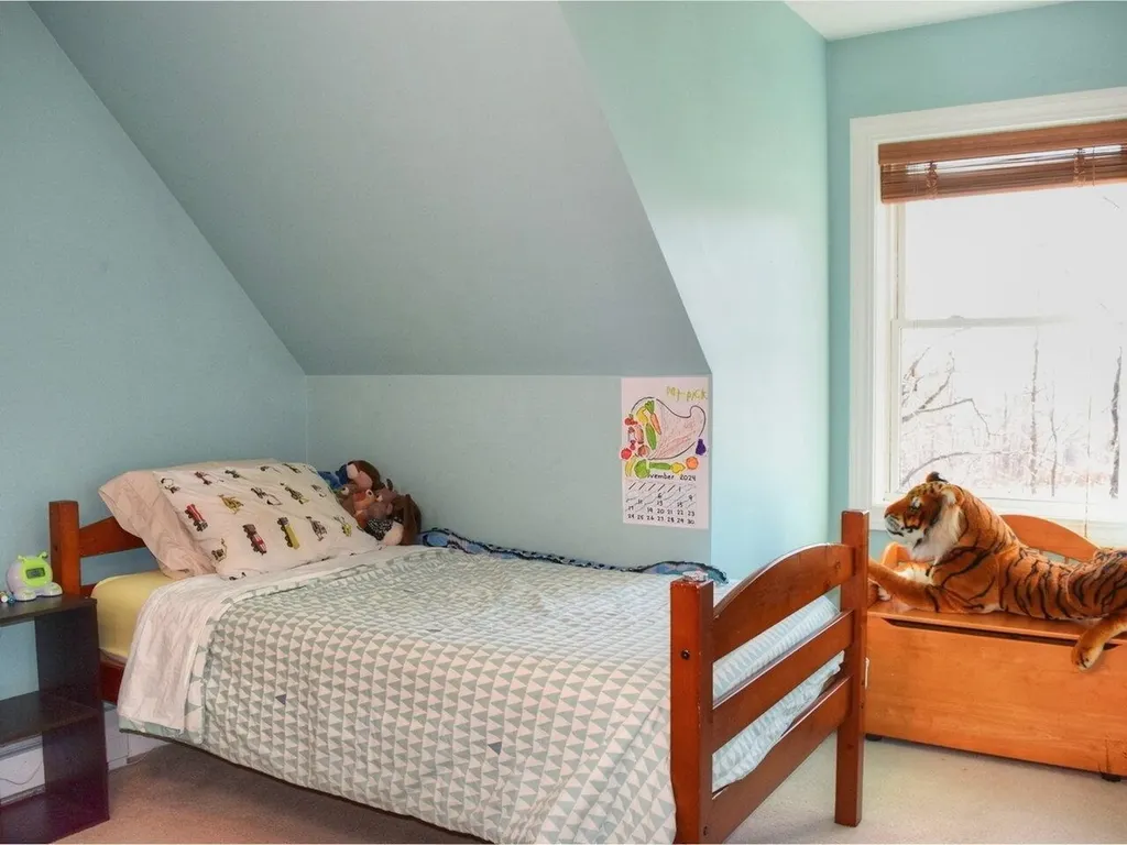 12 Lomeadow Road Hinesburg VT 05461