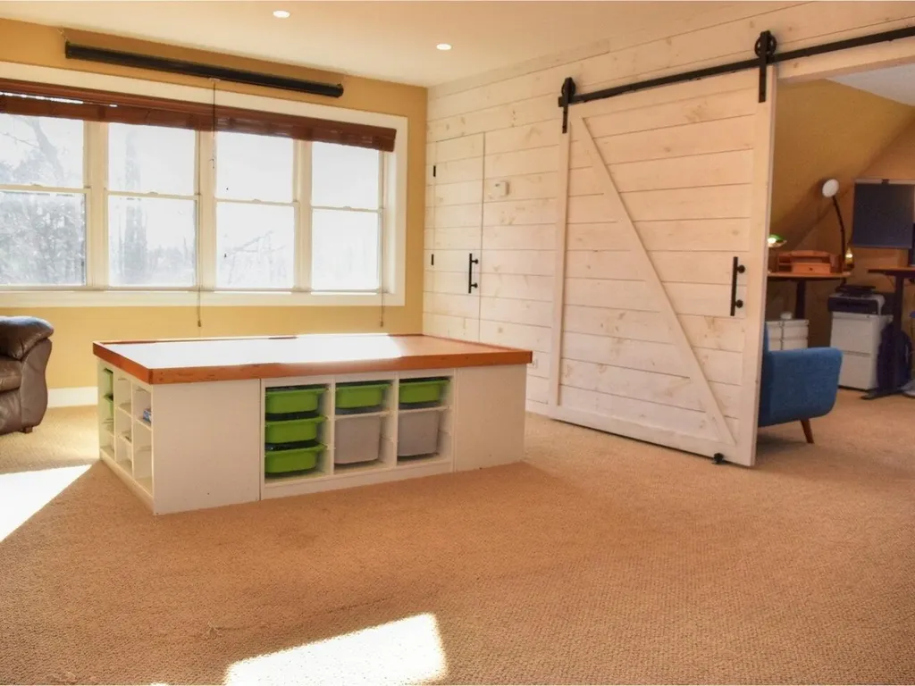 12 Lomeadow Road Hinesburg VT 05461