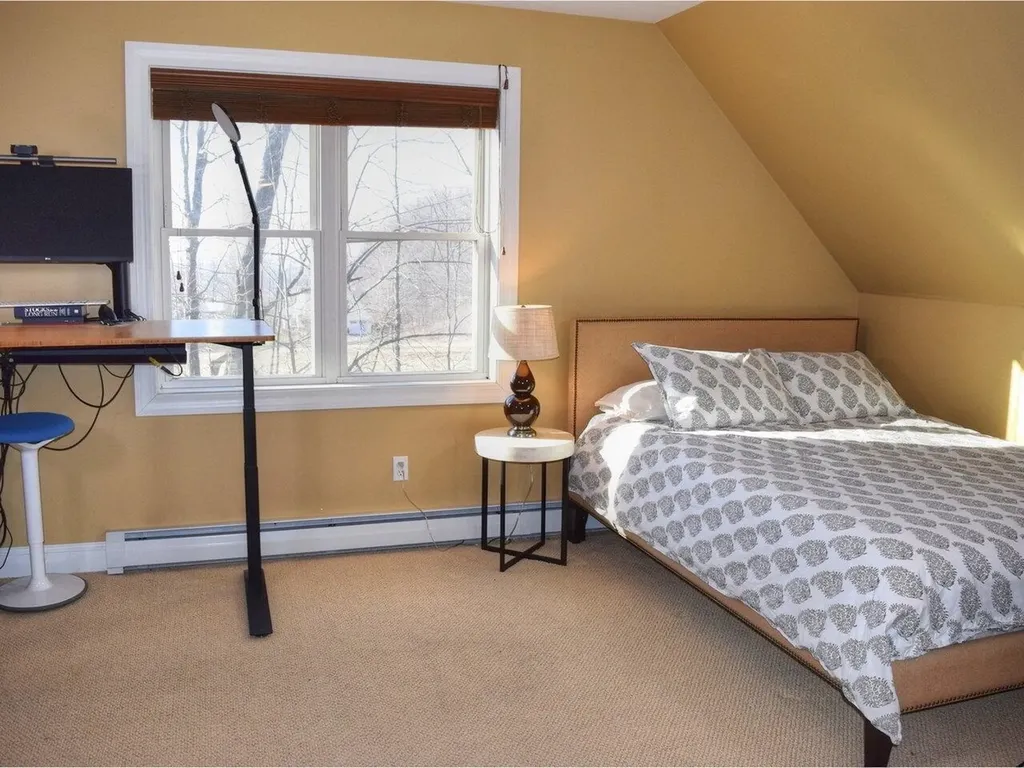 12 Lomeadow Road Hinesburg VT 05461