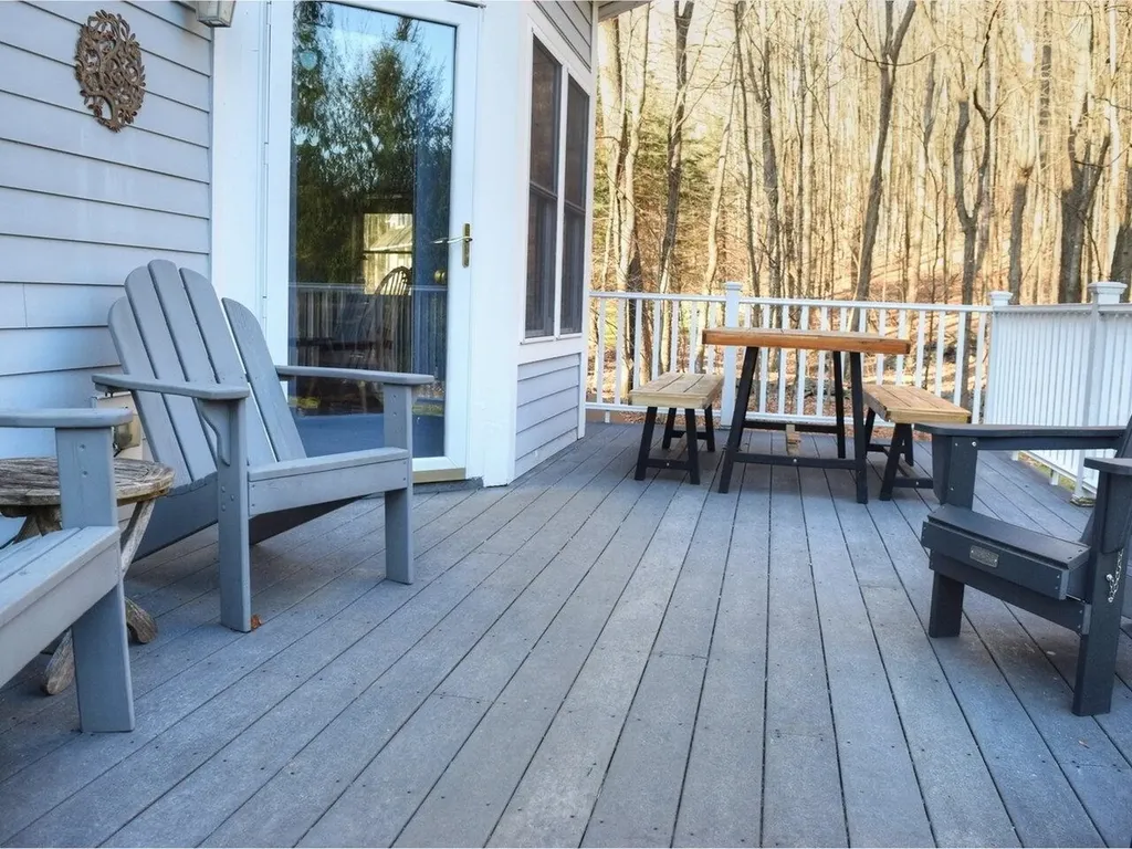 12 Lomeadow Road Hinesburg VT 05461