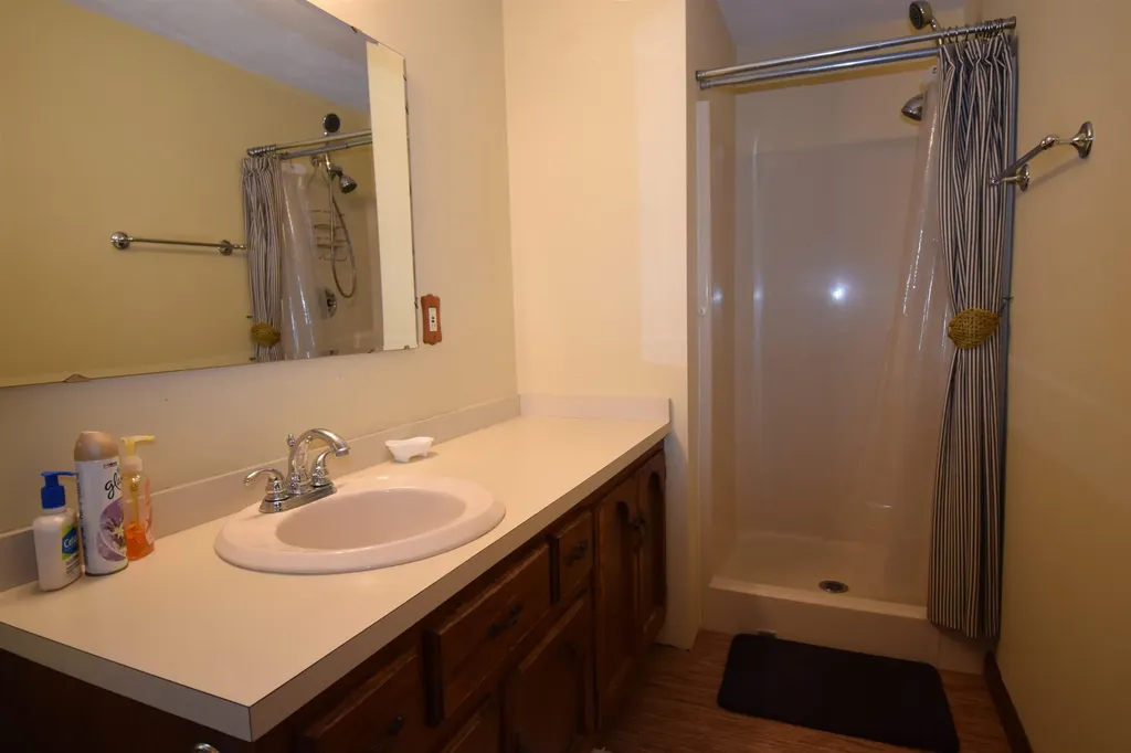 11 Sunshine Drive Kingston NH 03848