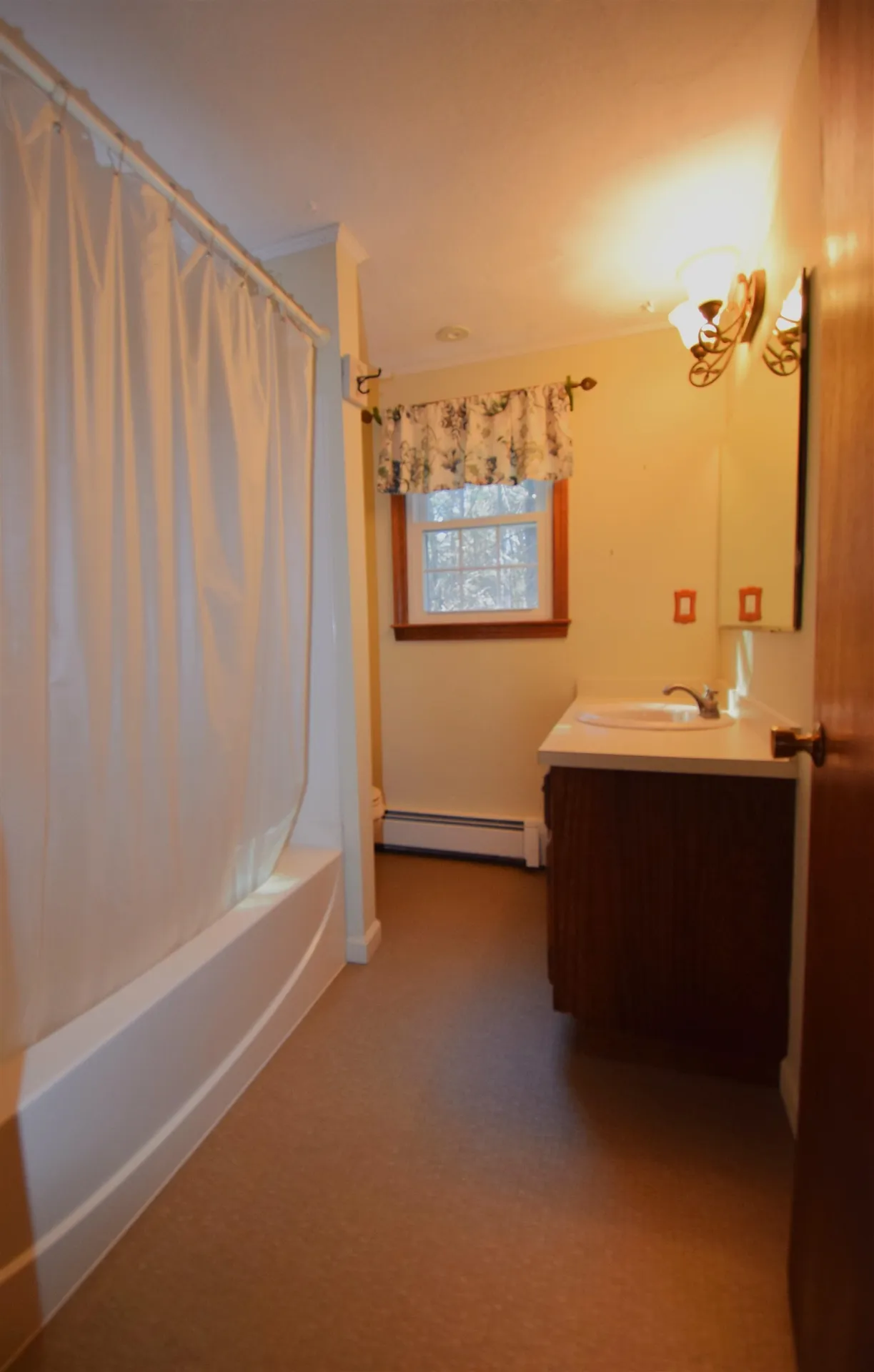 11 Sunshine Drive Kingston NH 03848