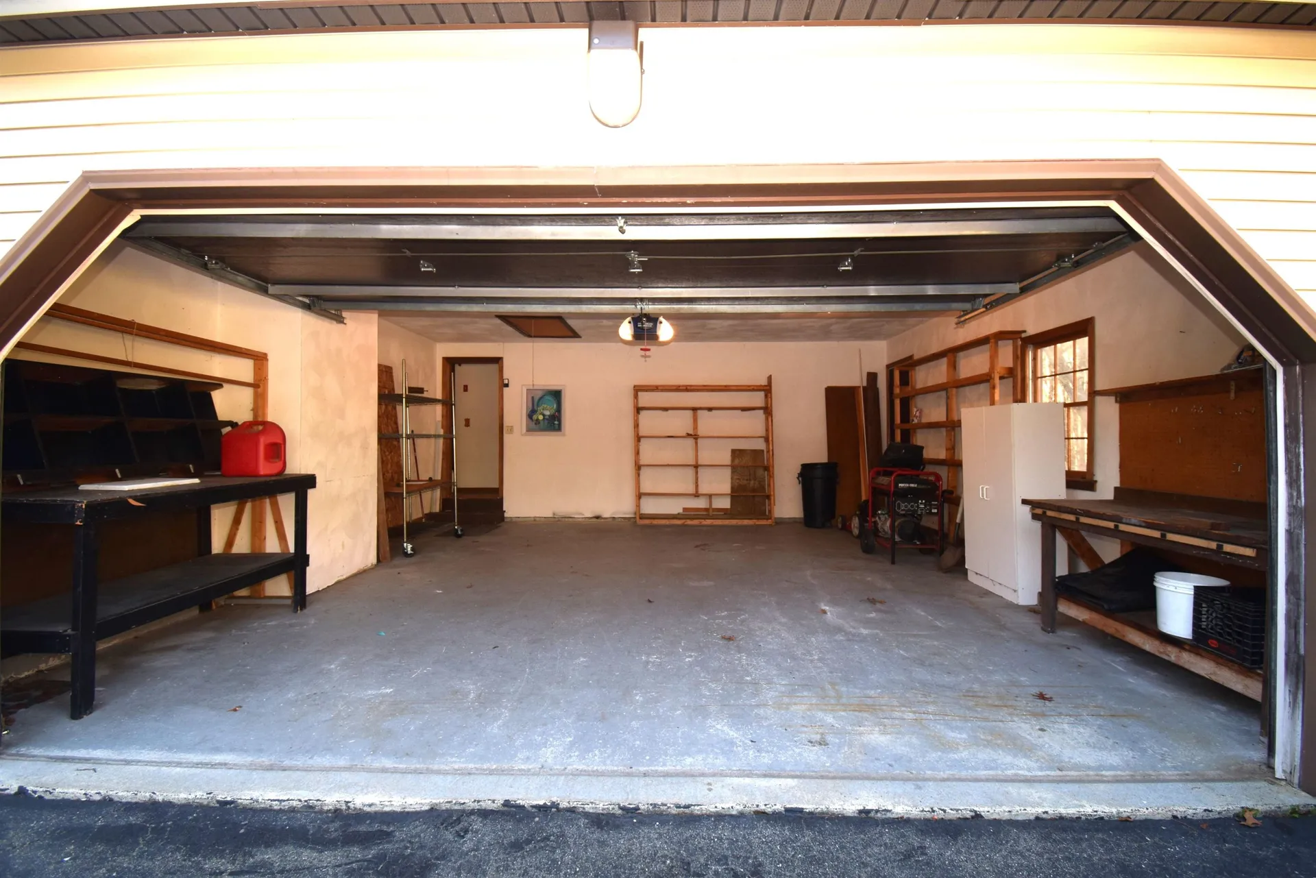 11 Sunshine Drive Kingston NH 03848