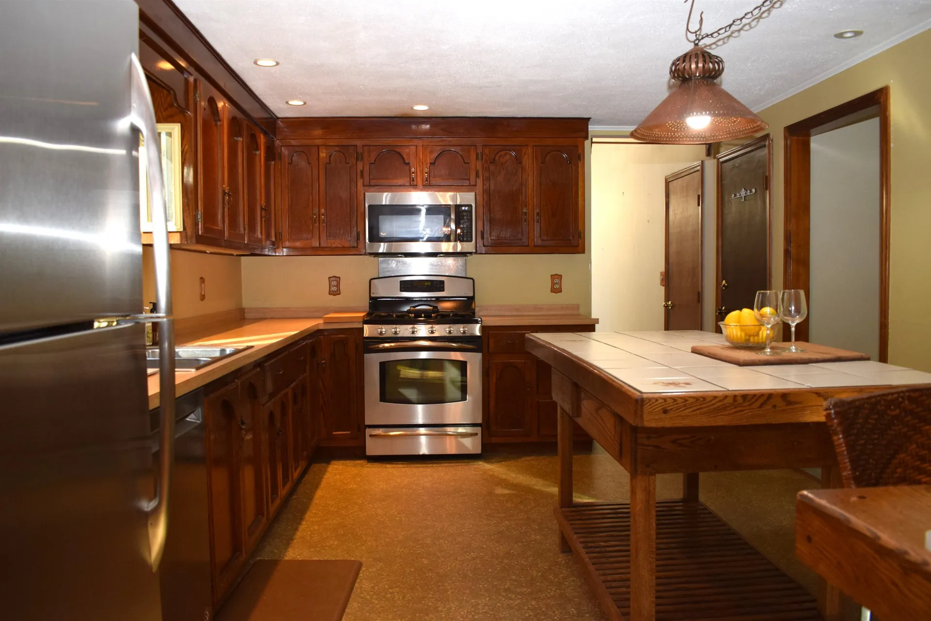 11 Sunshine Drive Kingston NH 03848