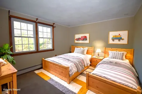 11 Sunshine Drive Kingston NH 03848