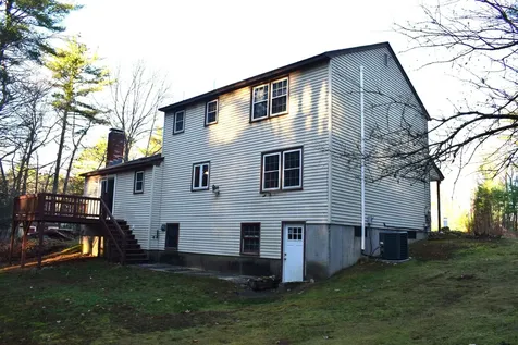 11 Sunshine Drive Kingston NH 03848