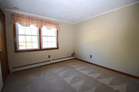 11 Sunshine Drive Kingston NH 03848