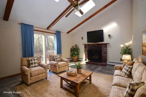 11 Sunshine Drive Kingston NH 03848