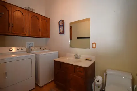 11 Sunshine Drive Kingston NH 03848