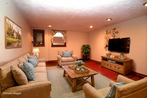 11 Sunshine Drive Kingston NH 03848